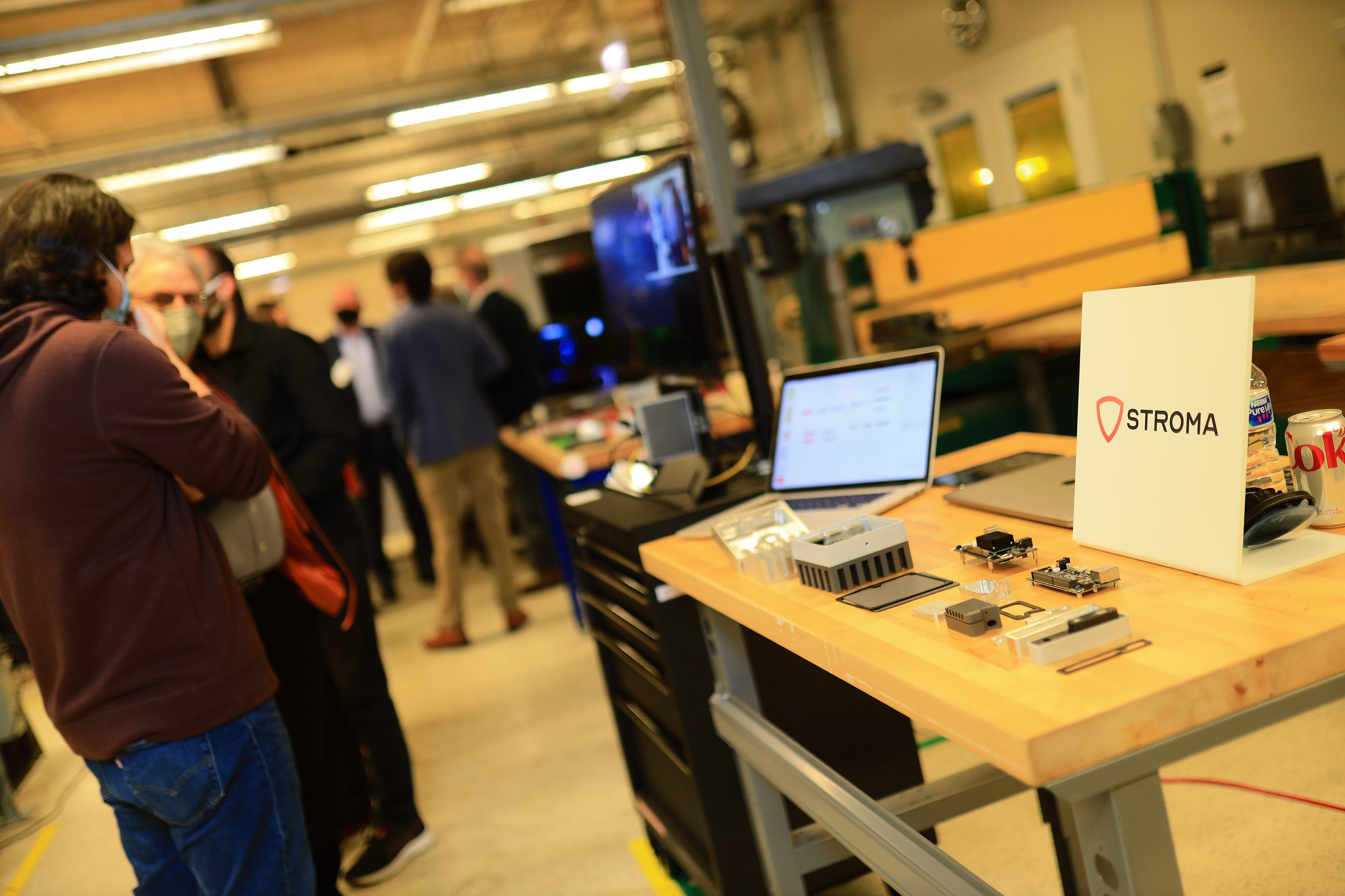 Award-Winning Entrepreneurs Propel their Industrial IoT Startup at mHUB